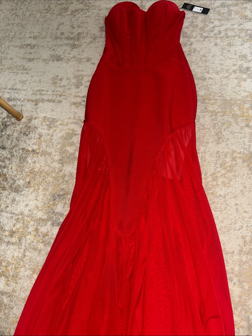 ๐ฅ Gorgeous Red Strapless Corset Mermaid Gown - Picture 4 of 5